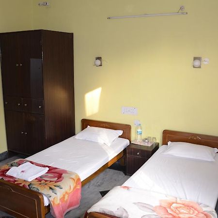 Kim Lawn Guest House Kolkata Ngoại thất bức ảnh